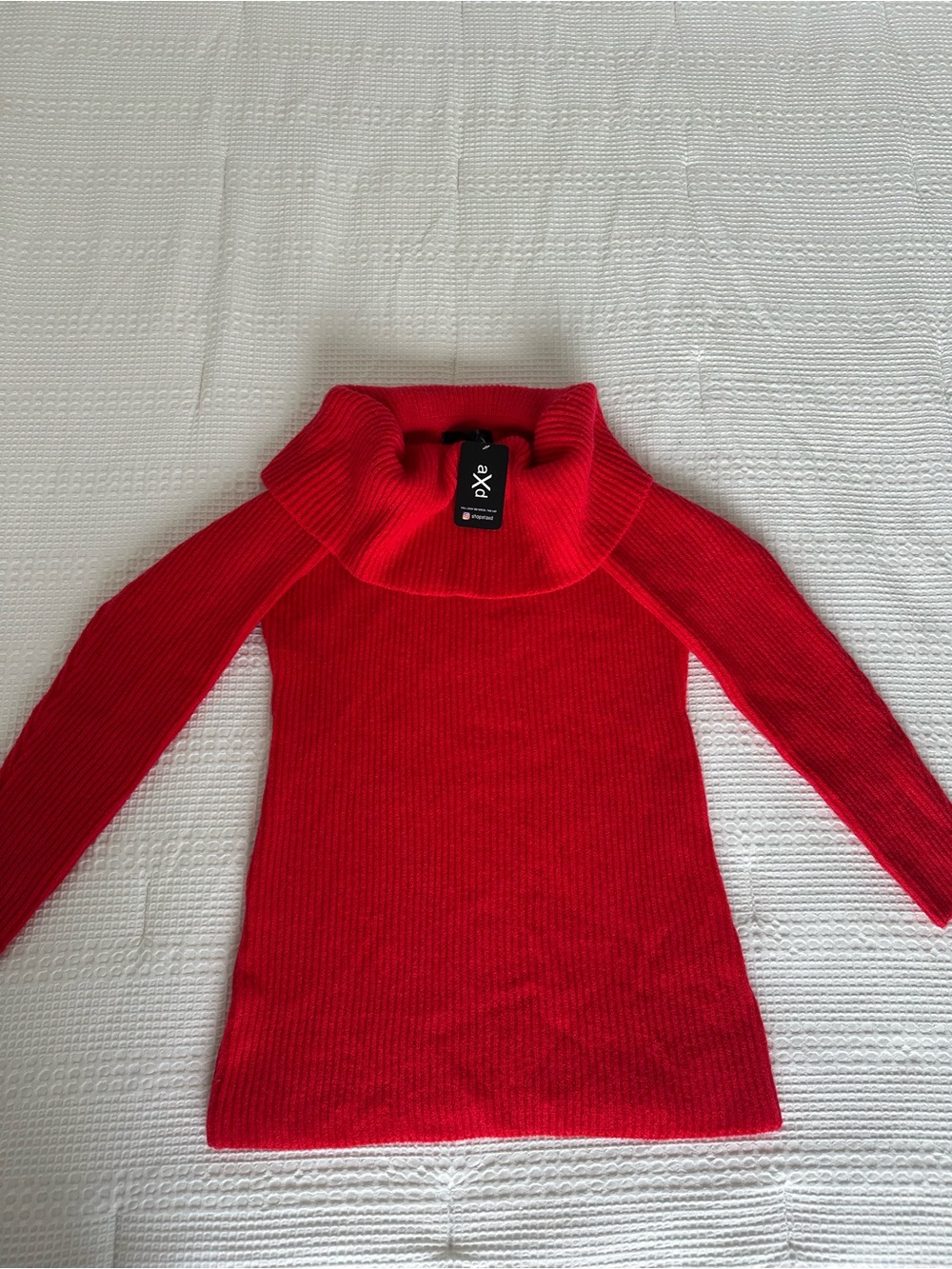 NWT aXd by Romwe Red Ribbed Turtleneck Sweater Size Small